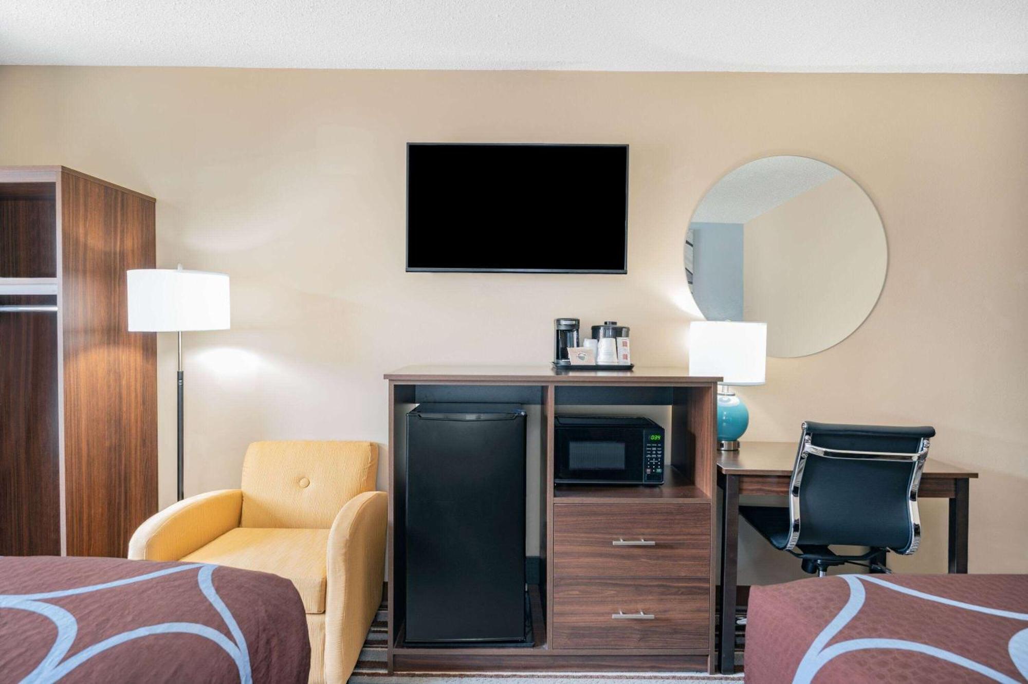 Hotel Super 8 By Wyndham Joliet Zewnętrze zdjęcie